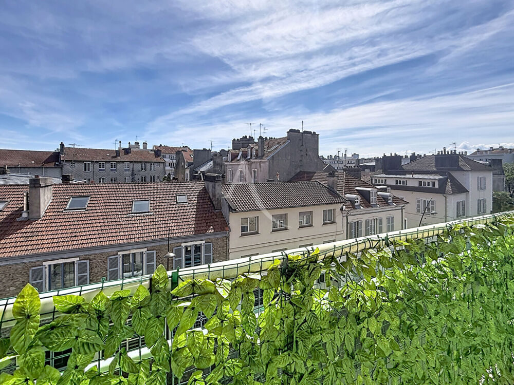 Vente Appartement Verdun appartement 5 pièces,,2 balcons, garage et cave Pau