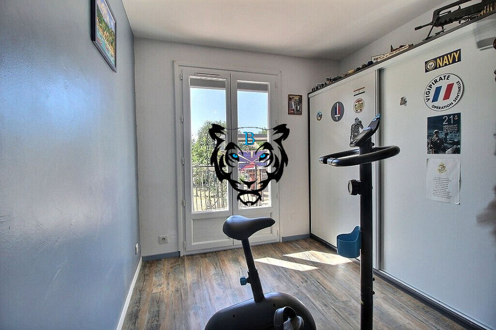 Vente Maison Maison Le Muy  5 pièces proche commerces Le muy