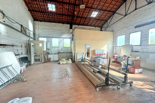  Immeuble à vendre 8 pièces 400 m²