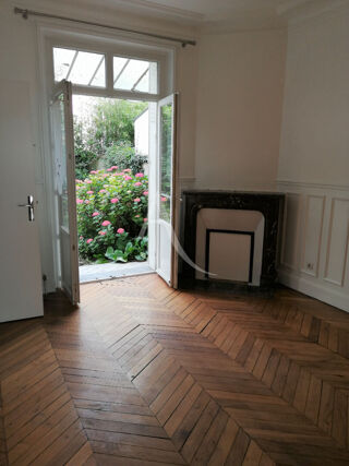  Immeuble � vendre 6 pi�ces 135 m�