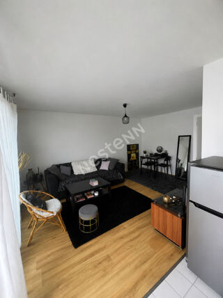  Appartement à louer 2 pièces 43 m²