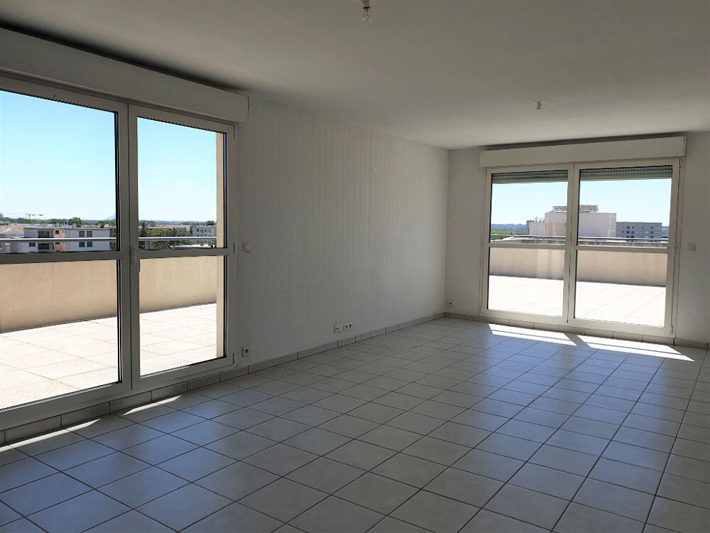 Location Appartement NIMES SUD JEAN JAURES PROCHE AXE ROUTIER BEAU P3 82 M2 DERNIER ÉTAGE - GARAGE ET CLIM Nimes