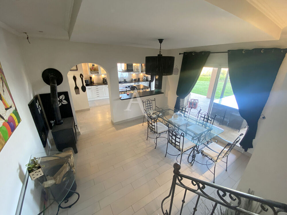 Maison Castelnaudary 7 pièce(s) 235.57 m2