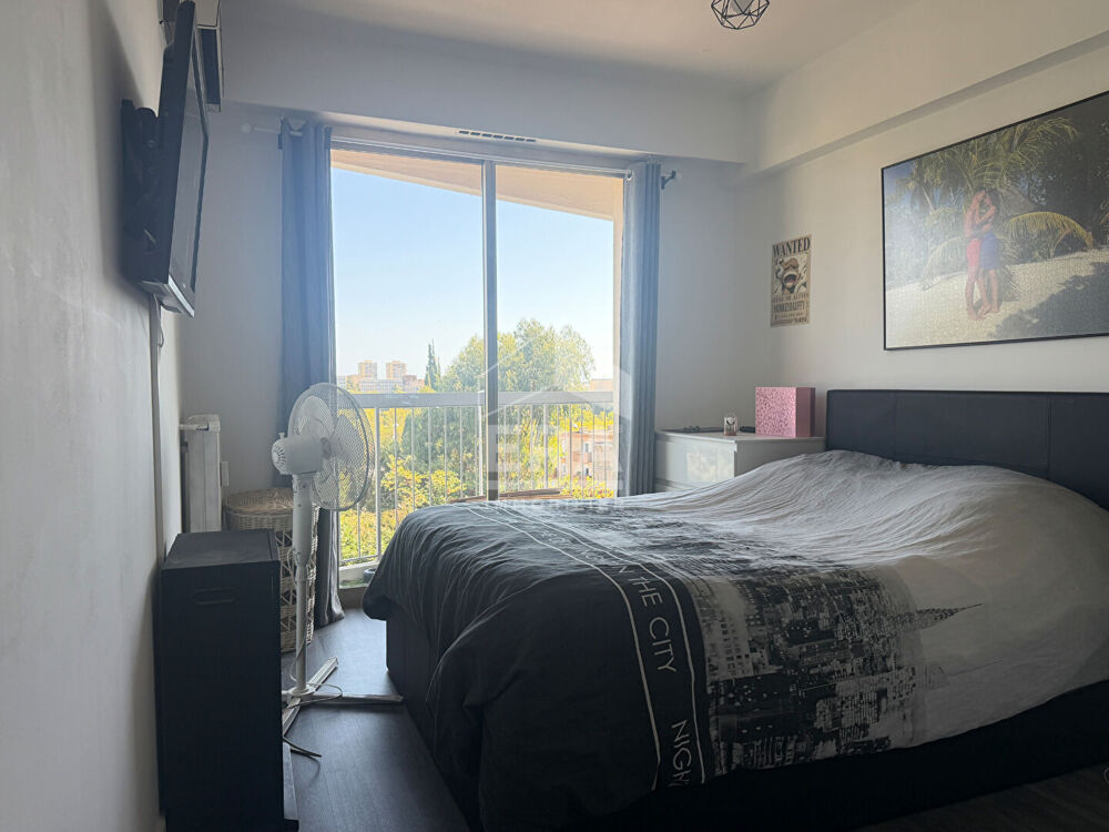 Vente Appartement Centre-ville Saint Laurent du Var - 3 Pièces Parking & Cave Saint laurent du var