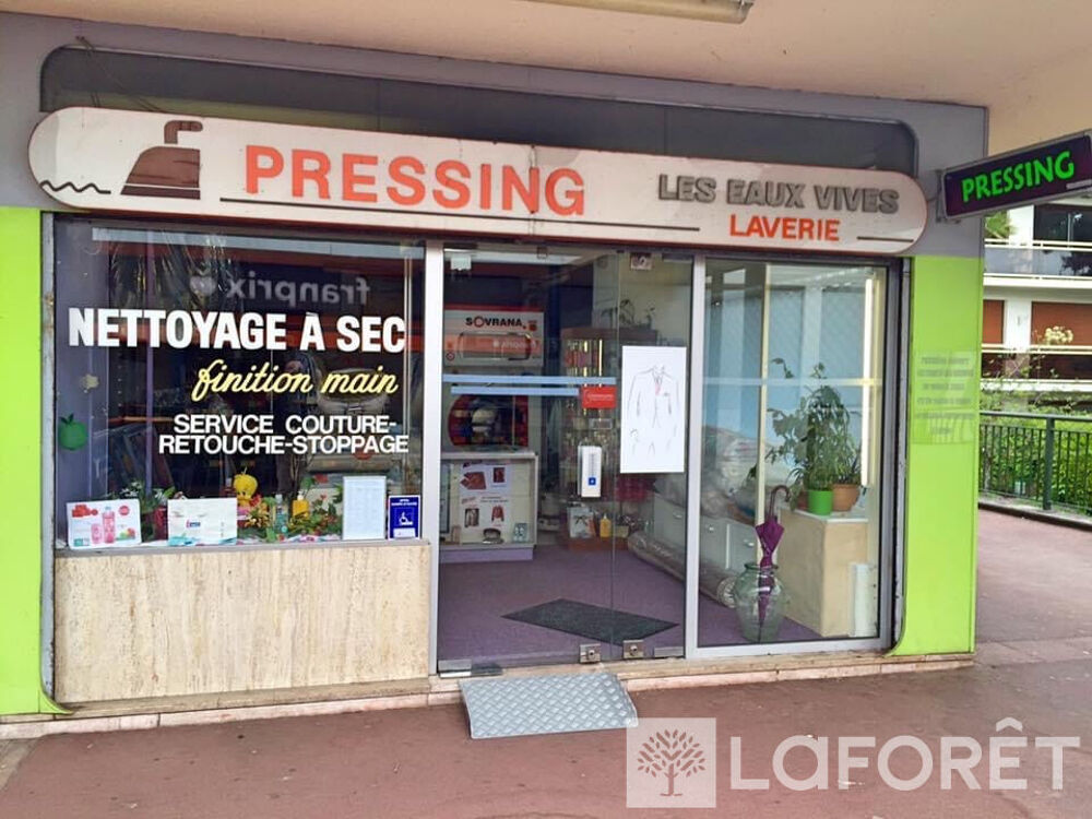   Local commercial Palaiseau 53,34 m2 