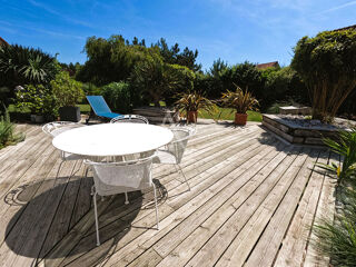  Maison à vendre 10 pièces 241 m²