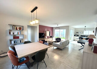  Maison  vendre 4 pices 1 m