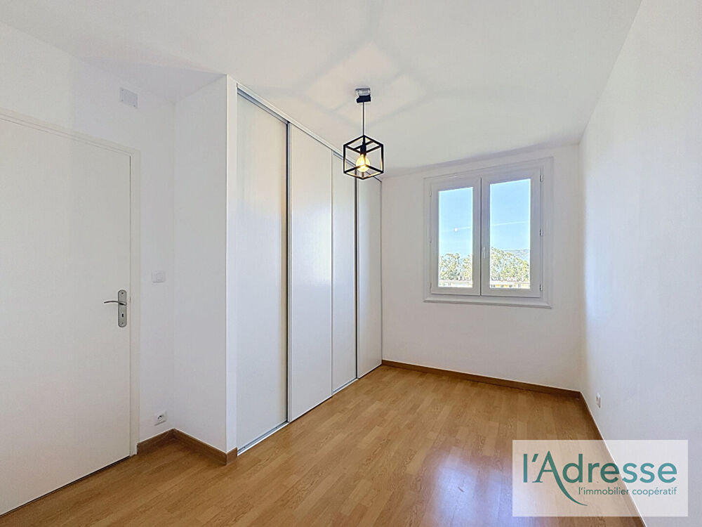Location Appartement Appartement Ajaccio 2/3 pièces 54.45 m2  - Rue Henri Maillot - Climatisé -  parking collectif Ajaccio