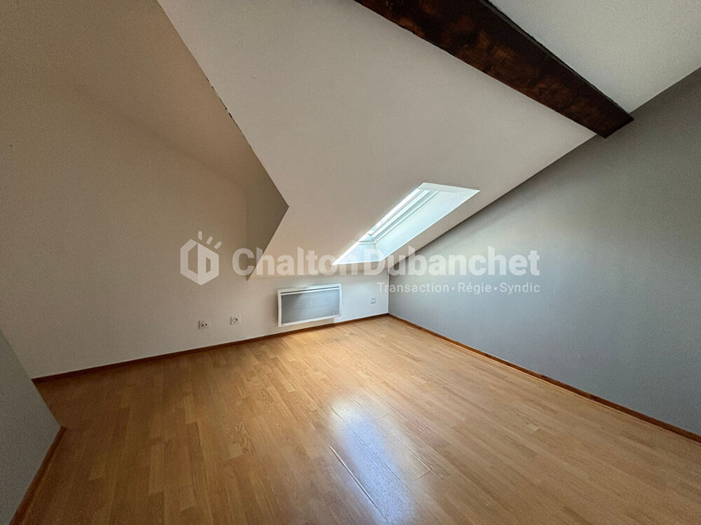 Location Appartement ROANNE - Appartement T3 en duplex de 72 m Roanne