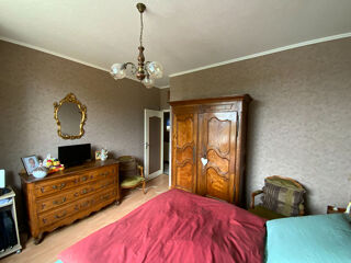  Maison à vendre 10 pièces 192 m²