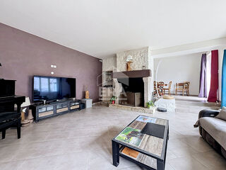  Maison à vendre 8 pièces 223 m²