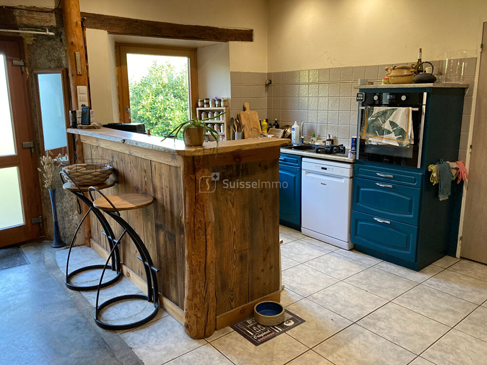 Vente Maison Corps de ferme isolé, 8 pièces 120 m2 - 59 ares de terrain Saint hippolyte