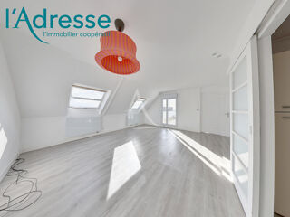  Appartement � louer 4 pi�ces 77 m�