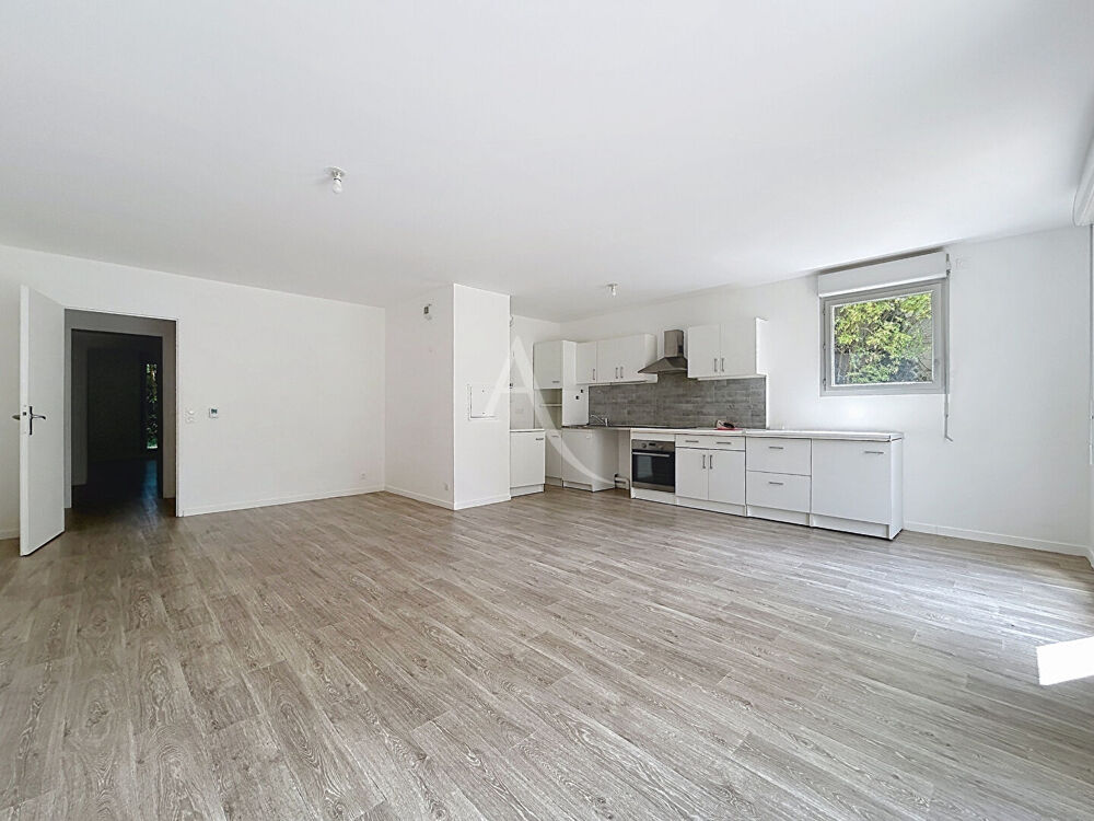 À VENDRE ? Appartement d'exception avec deux jardins à Cesson