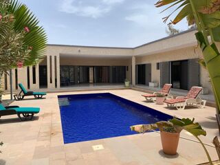  Maison � vendre 4 pi�ces 200 m� Nguerigne