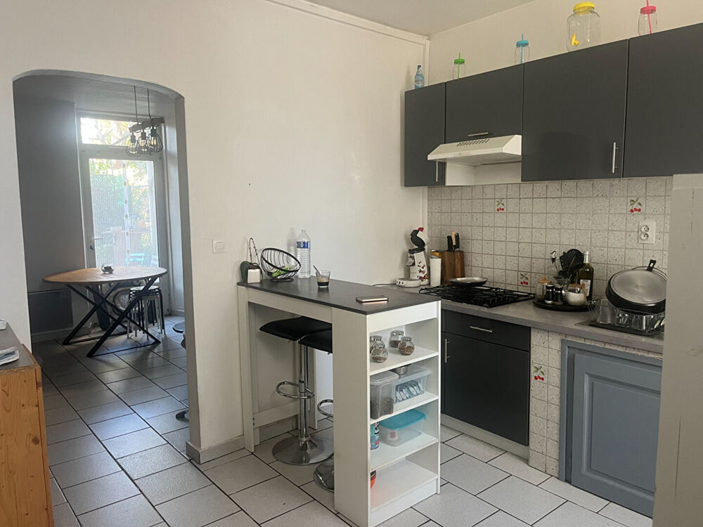 Maison 3 pièce(s) 75 m²à louer Istres