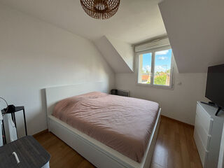  Appartement à louer 3 pièces 56 m²