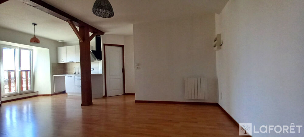 Location Appartement ST-FLOUR centre ville haut appartement T3 Saint flour