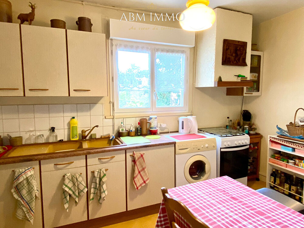 SPACIEUX T3 AVEC BALCON - SECTEUR RECHERCHE PROCHE CENTRE VILLE