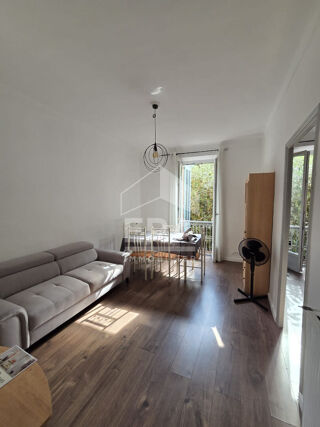  Appartement à louer 3 pièces 45 m²