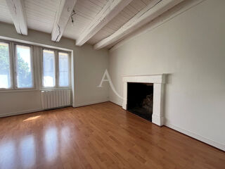  Appartement à louer 4 pièces 73 m²