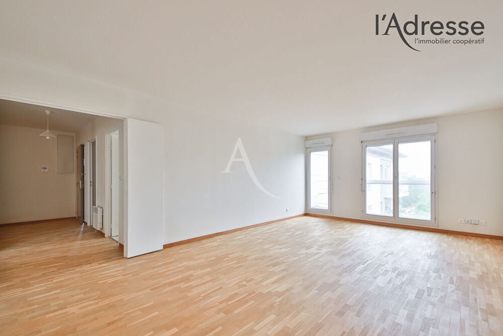 Vente Appartement Appartement familial 4 pièces avec 2 balcons, 2 parkings et cave Suresnes