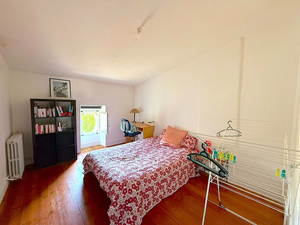 A LOUER APPARTEMENT 3 PIECES - BLAYE CENTRE