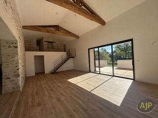  Maison à louer 5 pièces 182 m²