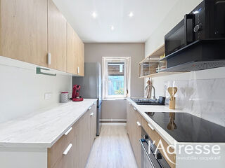  Appartement à louer 5 pièces 91 m²