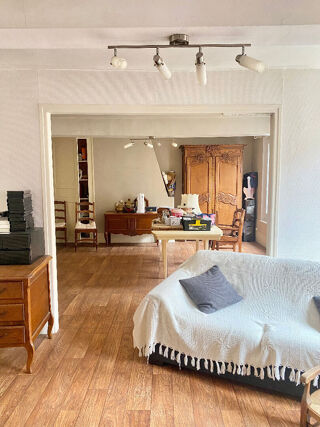  Immeuble à vendre 6 pièces 150 m²