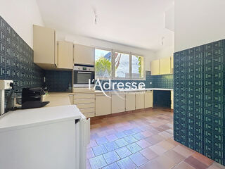  Maison à vendre 8 pièces 215 m²