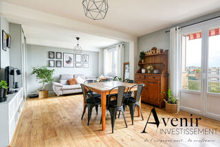  Appartement  vendre 4 pices 82 m