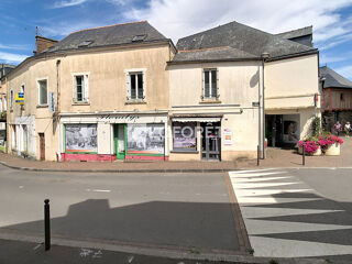  Immeuble à vendre 11 pièces 300 m²