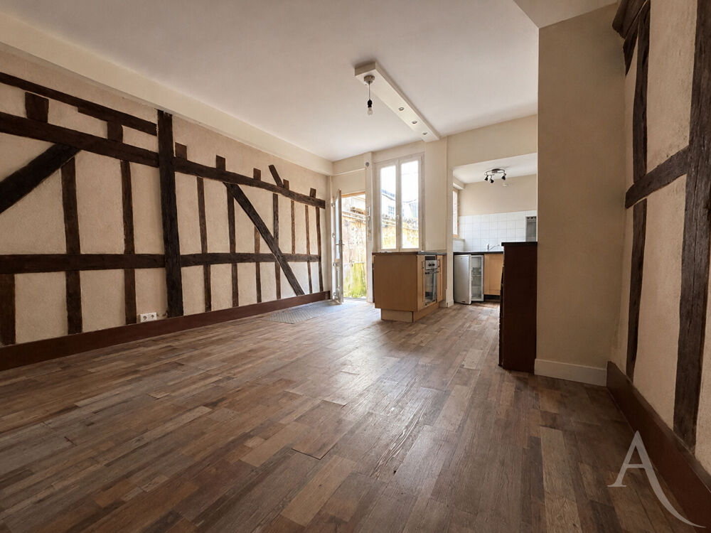 Vente Maison Maison de ville atypique de 62 m² en plein coeur du centre-ville ! Bourges