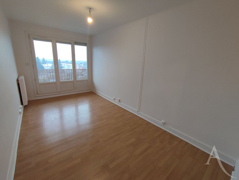 Location Appartement Appartement T2 avec balcon et place de parking Châteauroux