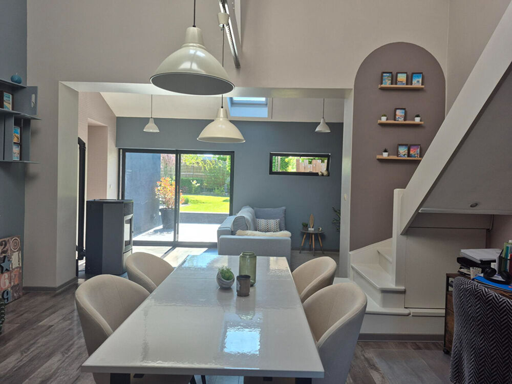 Maison semi- plain pied avec garage Neuville-en-ferrain