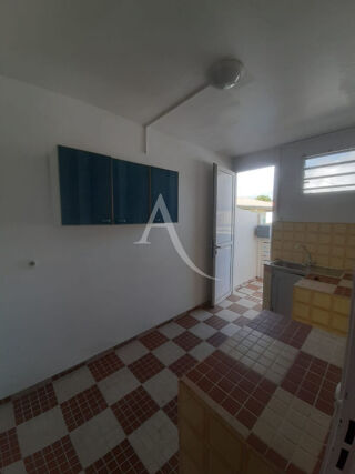  Appartement à louer 3 pièces 59 m²