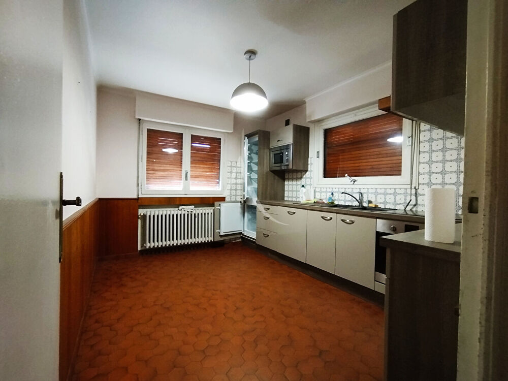 Maison Annecy 5 pièce(s) 226.79 m2
