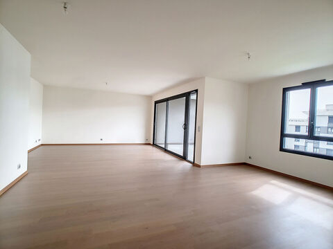  Appartement � louer 4 pi�ces 134 m�