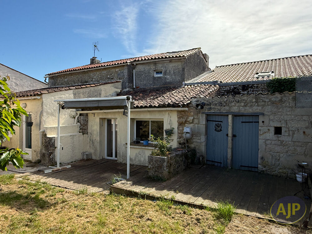 Vente Maison Maison Plassay 5 pièce(s) 130 m2 Plassay