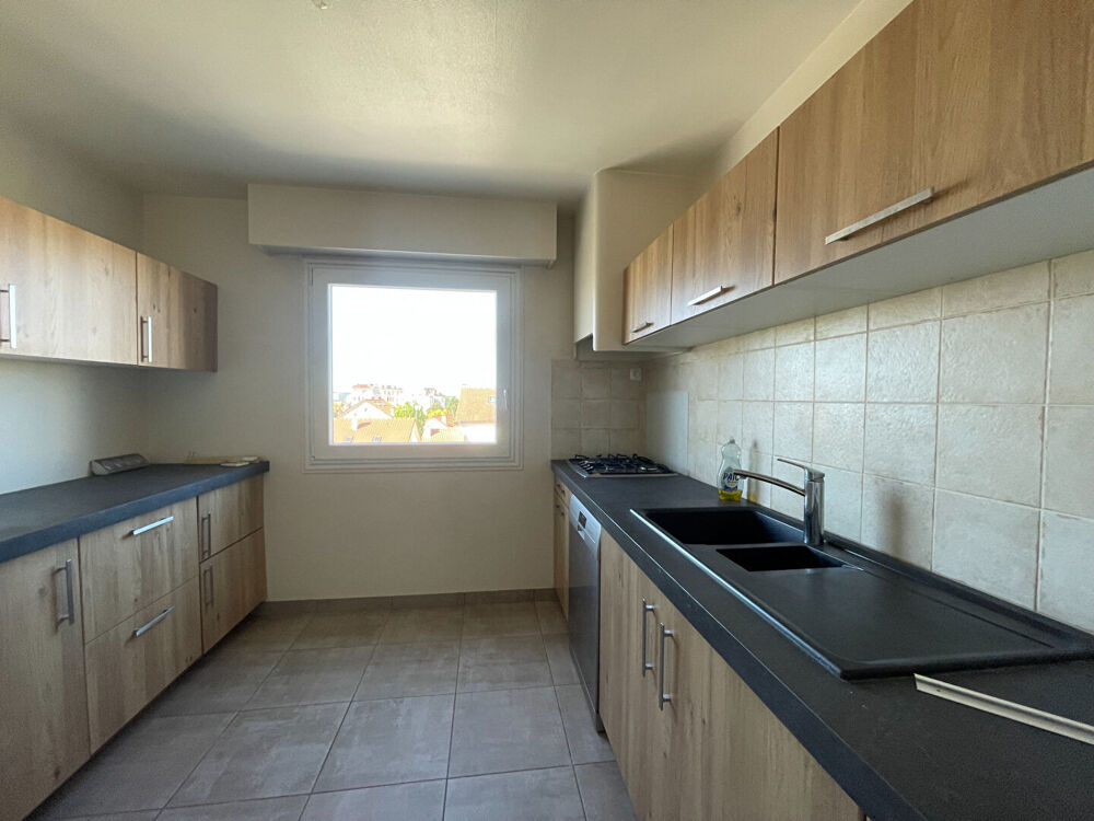 Location Appartement Appartement Mainvilliers 4 pièce(s) 87.76 m2 Mainvilliers