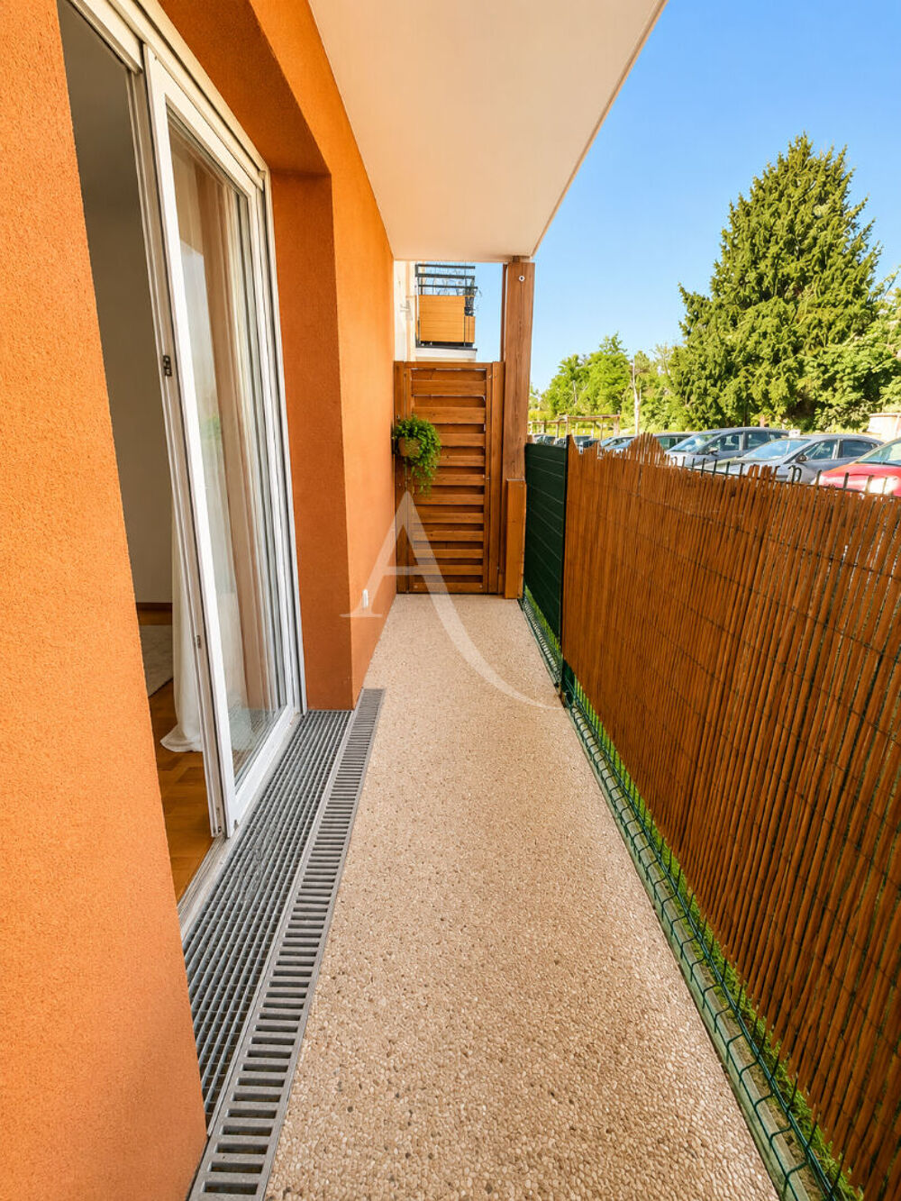 Location Appartement À louer ? Charmant T2 meublé avec extérieur et stationnement ? Serris Bourg Serris
