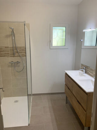  Maison à louer 4 pièces 124 m²