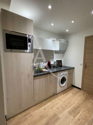  Appartement à louer 1 pièce 25 m²