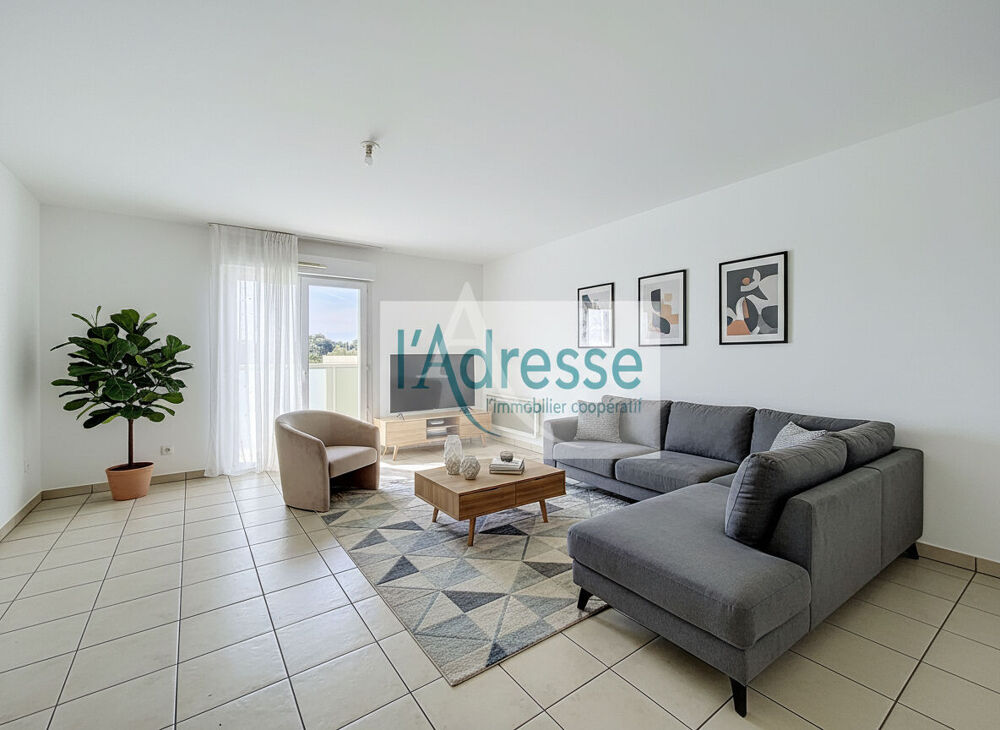Vente Appartement 2 pièces Antibes Etage élevé avec 2 parkings sous-sol Antibes