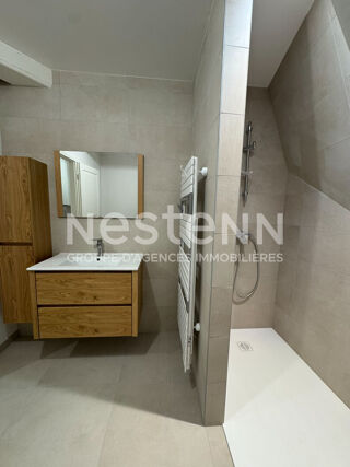  Appartement à louer 2 pièces 73 m²