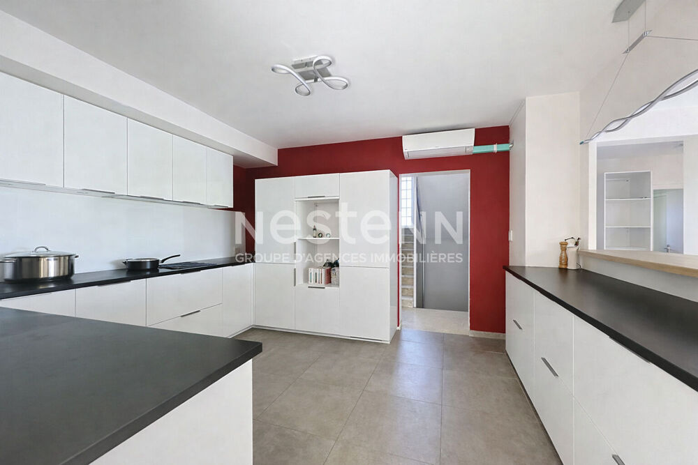 Grande maison 8 pièces 6 chambres avec séjour cathédrale, jardin et garage - 69500 BRON