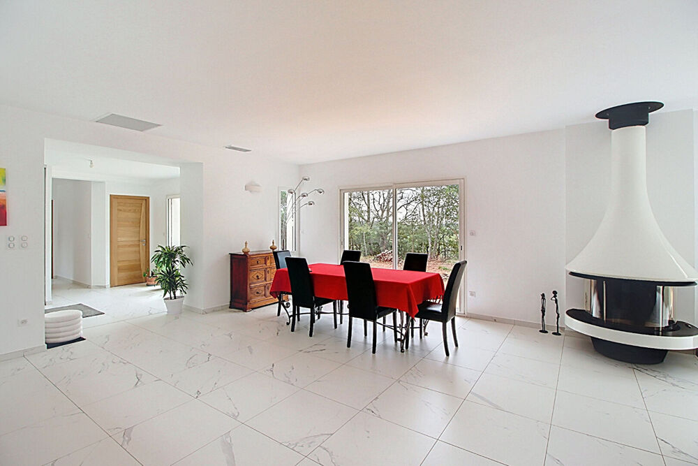Vente Maison A VENDRE EN EXCLUSIVITE ! Propriété à BEAUDINARD SUR VERDON 296 m2 sur un terrain de 8243m2 Baudinard sur verdon