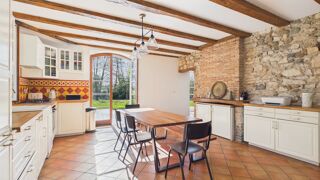  Maison � vendre 11 pi�ces 370 m�