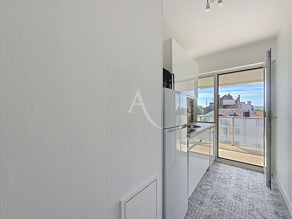 Vente Appartement Hyper centre 2 pièce(s) balcon, parking et cave Pau
